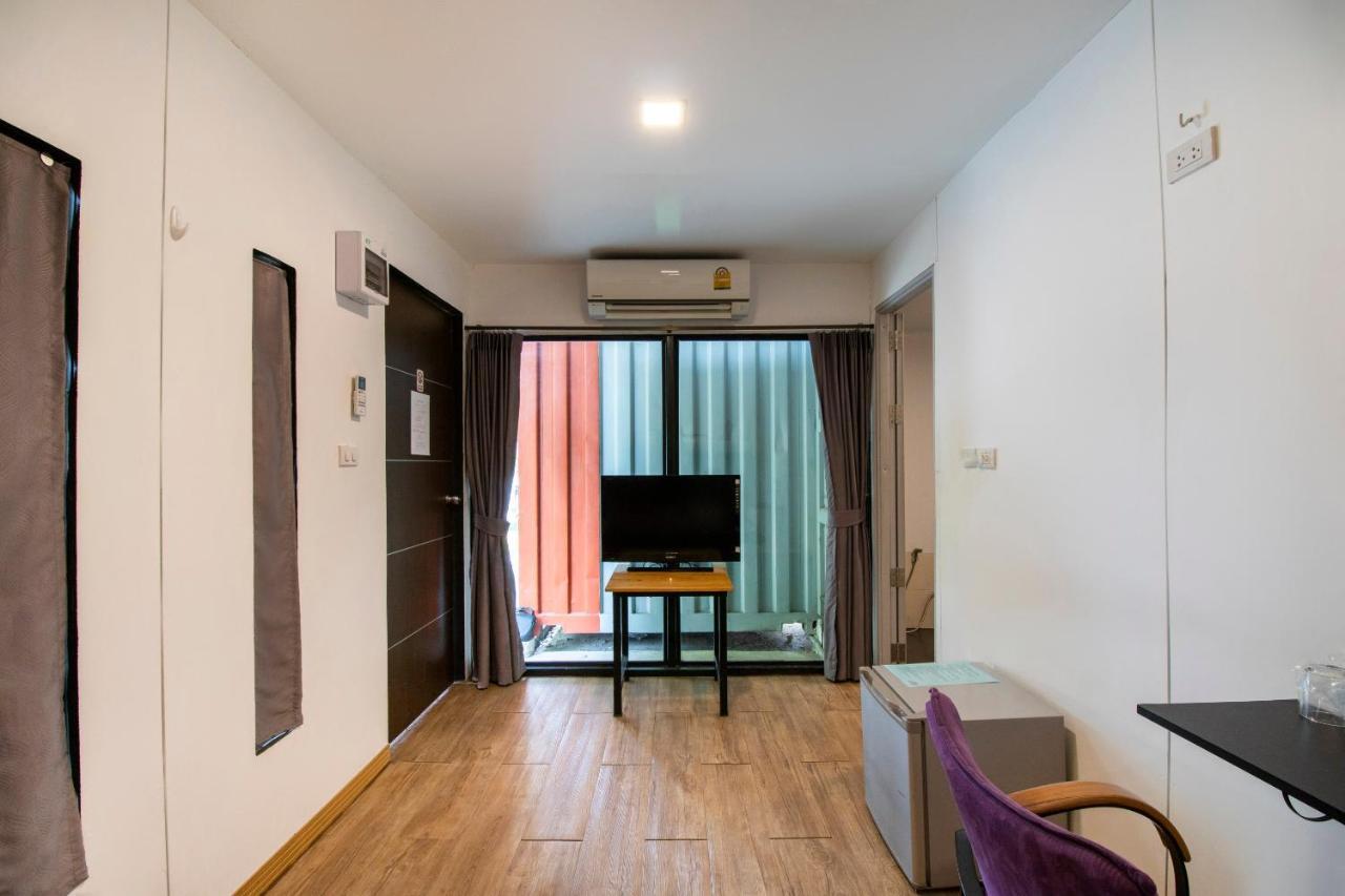Oyo 673 Nice Sleep Box Hotel Чиангмай Экстерьер фото