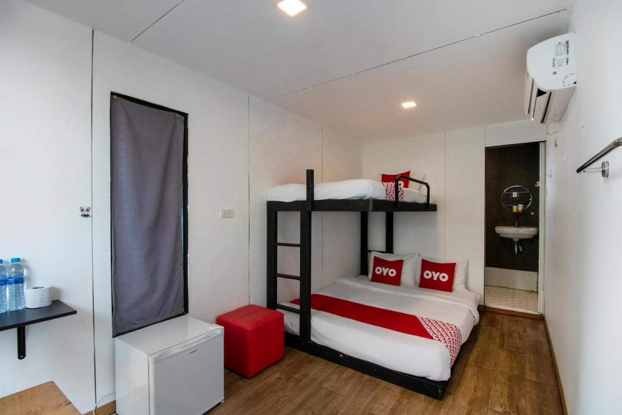 Oyo 673 Nice Sleep Box Hotel Чиангмай Экстерьер фото